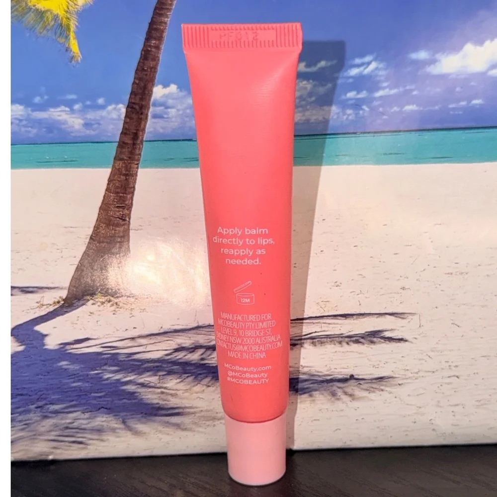 MCoBeauty peptide lip